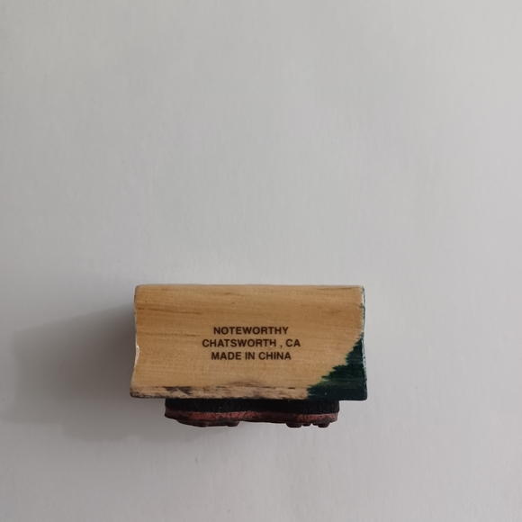 Seahorse Noteworthy Winnie LMWS77 Wood/Rubber Stamp -Mounted *INK STAIN - Picture 3 of 10